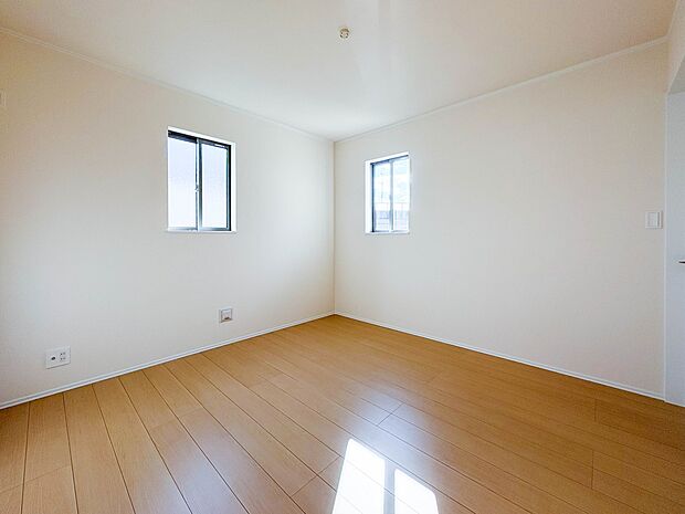 【洋室6.12帖】充実した生活は伸びやかな居室空間から始まります。快適に・伸びやかに。心の潤いを求める方々へ。