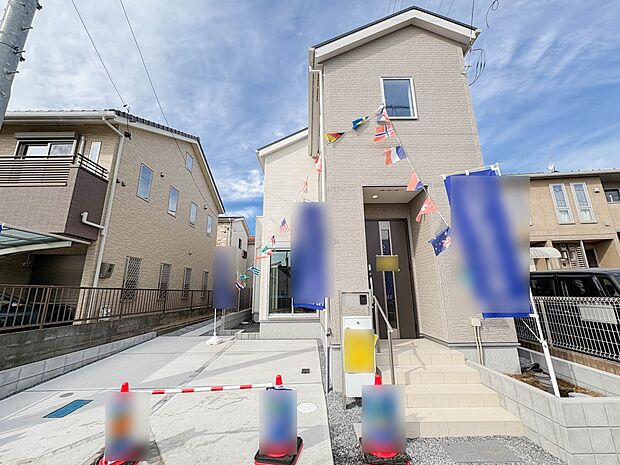 【外観】こちらの物件に少しでもご興味がありましたら、お気軽にお電話下さい。ネット上で「見えない物」「わからない事」でも、実際にご見学いただくことで、手に取るようにおわかりいただけるはずです。…