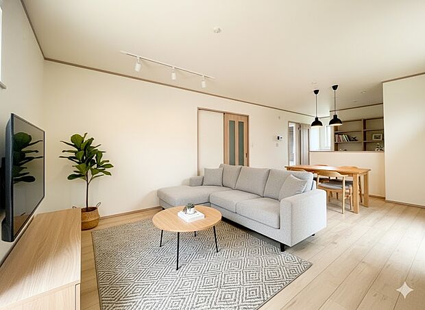 C号棟【LDK17.81帖】忙しい朝でも家族揃って食事をしたいゆとりあるダイニングスペース。