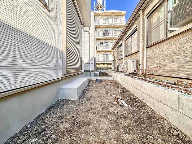 【庭】庭がある戸建てに住む楽しみのひとつは、自分たちの好みに合わせて、家庭菜園や庭づくりができることでしょう。自由自在に庭をコーディネートしてみませんか!