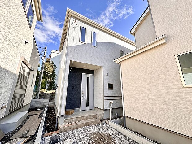 【外観】陽当りや通風性など各所に施された工夫で住みやすさを実現。部屋の大きさや周辺環境・街並など、資料には掲載していない情報が現地にはたくさんございます。是非ご確認下さい。