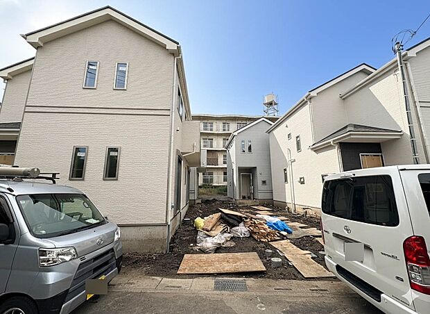 【外観】どこにいても快適に過ごせる住まいは、明るく清潔感あふれる空間。帰るたびにリラックスできる安らぎの場を提供します。