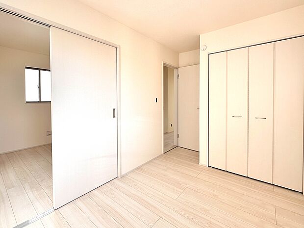 【洋室4.5帖】こちらの物件に少しでもご興味がありましたら、お気軽にお電話下さい。