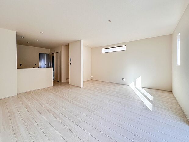 【LDK16.62帖】インテリアショップで見掛けた「あの家具」も置ける、ゆったりとした空間。時に広さが上質な寛ぎの時間になる事も。