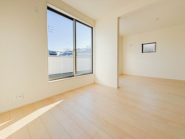 こちらの物件が少しでも気になるようでしたら、お気軽にお問合せください。人生でいちばん大きなお買い物ですので、ゆっくりご見学ください。ネット上の画像と実際の見学では、リアル感がまるで違います。…