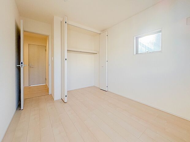 こちらの物件が少しでも気になるようでしたら、お気軽にお問合せください。人生でいちばん大きなお買い物ですので、ゆっくりご見学ください。ネット上の画像と実際の見学では、リアル感がまるで違います。…