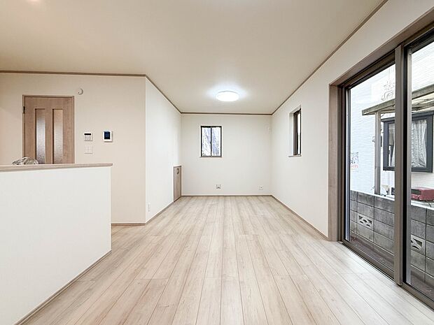 1号棟【LDK14.06帖】子供の様子を見ながら料理ができるので安心です。