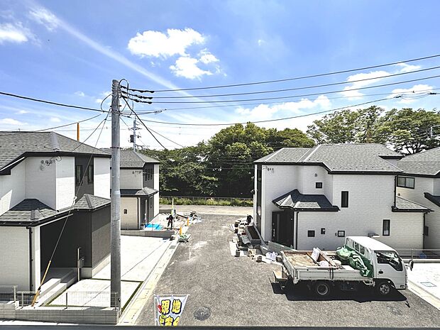 【眺望良好】少し優雅に、眺望の良い部屋で新生活をしてみませんか？眺望や窓からの景色が良いと、家で過ごす時間も快適です。