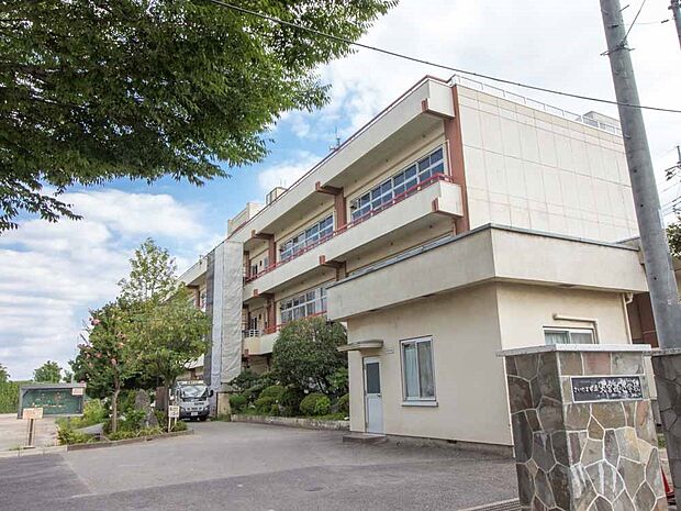 小学校 2080m 大宮西小学校