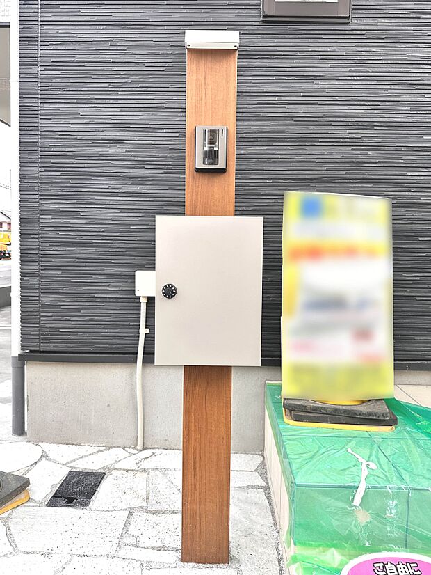 【A号棟　郵便ポスト】鍵付きのポストが、ご家族の個人情報をしっかりと守ります。