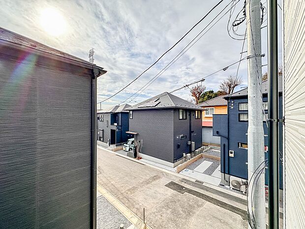 【眺望】眺望や窓からの景色が良いと、家で過ごす時間も快適です。