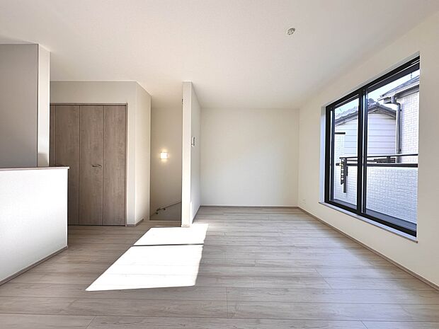 【Living-dining-リビングダイニング】流行に左右されず、将来にわたって価値が継続する「上質」な佇まい。