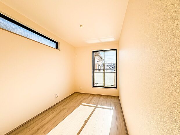 D号棟【Room-洋室-5.18帖】一日の疲れをいやしてくれる主寝室。時を忘れて過ごす場所として過ごせるお部屋。