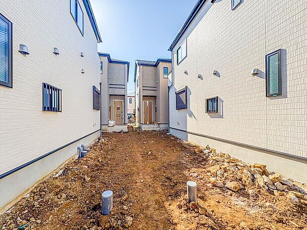 【外観】こちらの物件が少しでも気になるようでしたら、お気軽にお問合せください。人生でいちばん大きなお買い物ですので、ゆっくりご見学ください。ネット上の画像と実際の見学では、リアル感がまるで違…