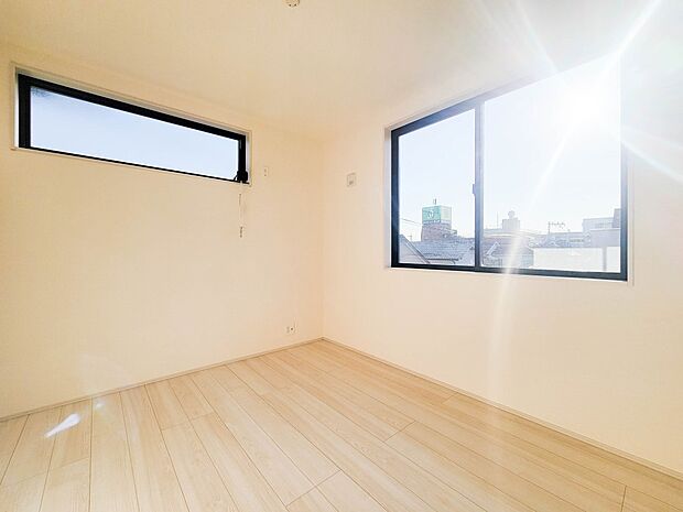 1号棟【洋室】一日の疲れをいやしてくれる主寝室。時を忘れて過ごす場所として過ごせるお部屋。