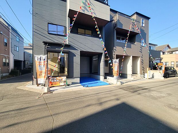 1号棟【前面道路】車の通行が少ないので、静かな住環境を維持することができます。