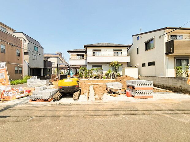 【前面道路】南東側約6ｍ公道・南西側約4ｍ公道