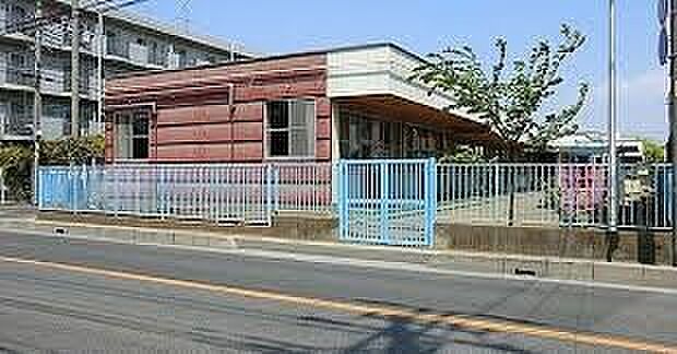 幼稚園・保育園 290m 川口市立戸塚保育所