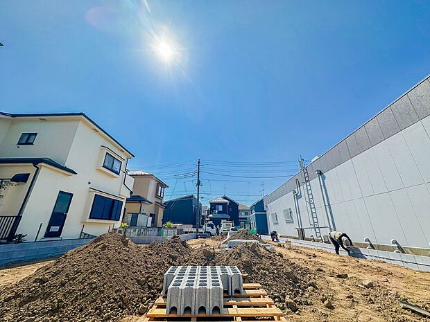 【外観】南向きで明るく開放感のある暮らしが実現できます。ここは太陽に愛された邸宅です。