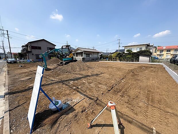 B号棟【外観】家は一生のお買物。自分ならではの家族ならではの、家にしたい。書斎を設ける。子どものプレイングルームを設ける。趣味のオーディオルームを設置する。夢を追うオンリーワンの家です。