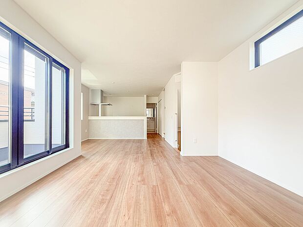 【LDK19帖】ホームパーティーでもゲストと一緒に料理を楽しみながら楽しい時間を過ごせそう。