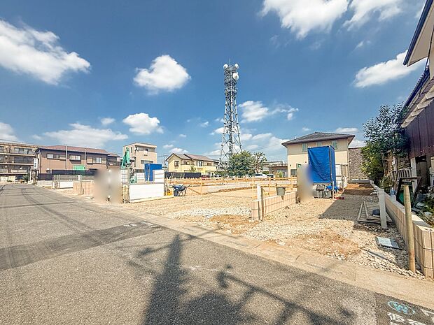 5号棟【外観】家族の温かさと陽光の暖かさ、楽しい毎日と明るい未来を予感させる「空間が織り成すひとつ先の住み心地」を演出します。