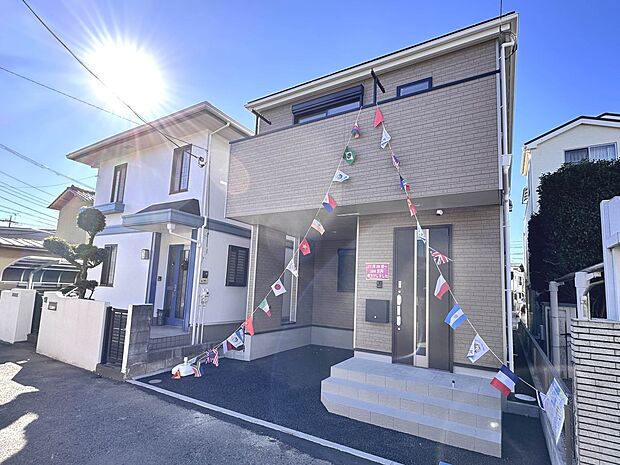 家は一生のお買物。自分ならではの家族ならではの、家にしたい。書斎を設ける。子どものプレイングルームを設ける。趣味のオーディオルームを設置する。夢を追うオンリーワンの家です。