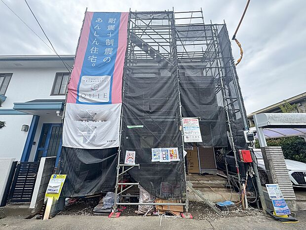 【前面道路4M】車の通行が少ないので、静かな住環境を維持することができます。