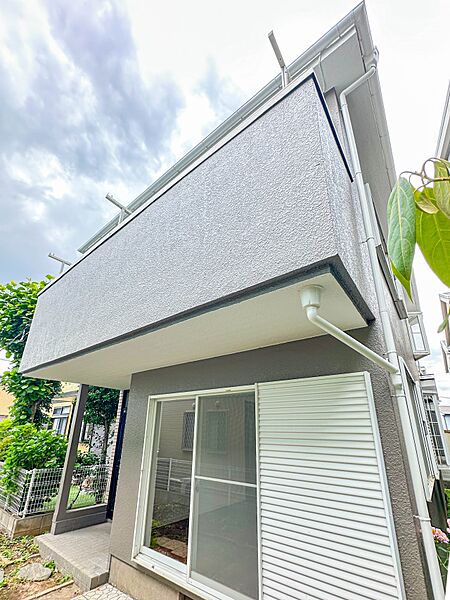 【外観】こちらの物件が少しでも気になるようでしたら、お気軽にお問合せください。人生でいちばん大きなお買い物ですので、ゆっくりご見学ください。ネット上の画像と実際の見学では、リアル感がまるで違…