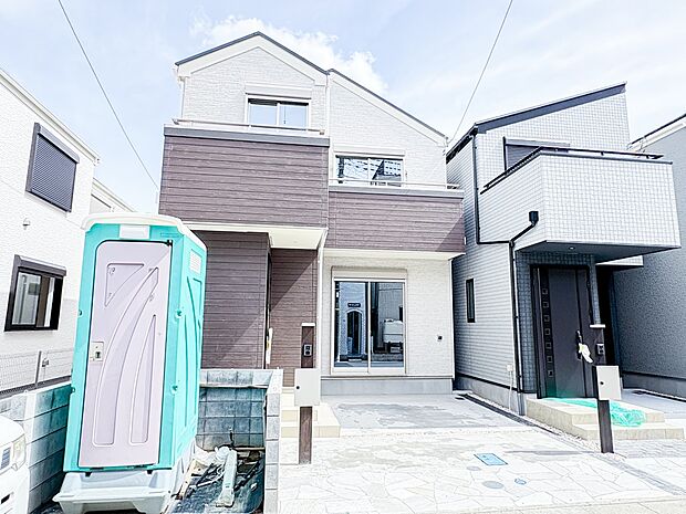 7号棟【外観】陽当りや通風性など各所に施された工夫で住みやすさを実現。部屋の大きさや周辺環境・街並など、資料には掲載していない情報が現地にはたくさんございます。是非ご確認下さい。