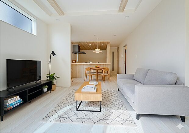 7号棟【LDK16.5帖】うららかな陽射しがどのお部屋にも降り注ぎますように、快適さを追求した間取設計。得難い立地環境での生活を恵みの豊かな永住の地へと変えてくれます。家具はCGです。