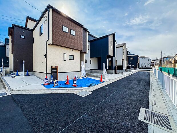 【外観】陽当りや通風性など各所に施された工夫で住みやすさを実現。部屋の大きさや周辺環境・街並など、資料には掲載していない情報が現地にはたくさんございます。是非ご確認下さい。