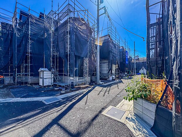 【外観】こちらの物件が少しでも気になるようでしたら、お気軽にお問合せください。人生でいちばん大きなお買い物ですので、ゆっくりご見学ください。ネット上の画像と実際の見学では、リアル感がまるで違…