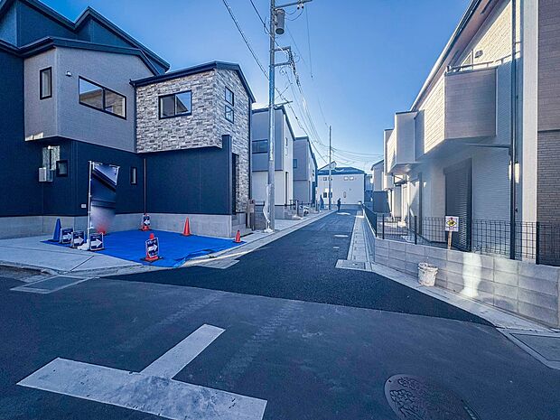 【外観】こちらの物件が少しでも気になるようでしたら、お気軽にお問合せください。人生でいちばん大きなお買い物ですので、ゆっくりご見学ください。ネット上の画像と実際の見学では、リアル感がまるで違…