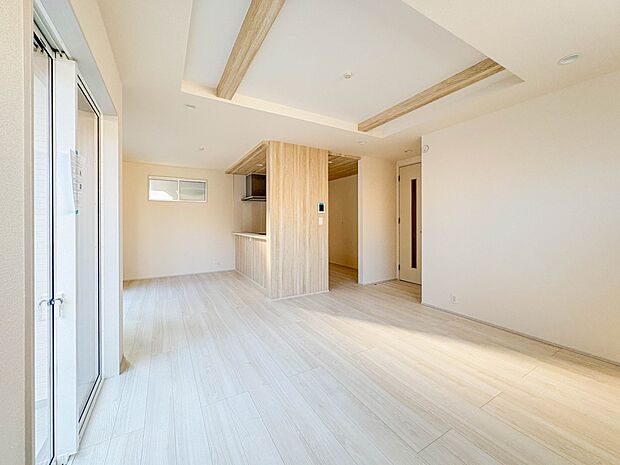 1号棟【LDK17.5帖】流行に左右されず、将来にわたって価値が継続する「上質」な佇まい。