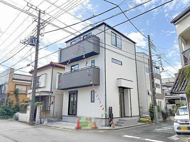 【前面道路】車の通行が少ないので、静かな住環境を維持することができます。