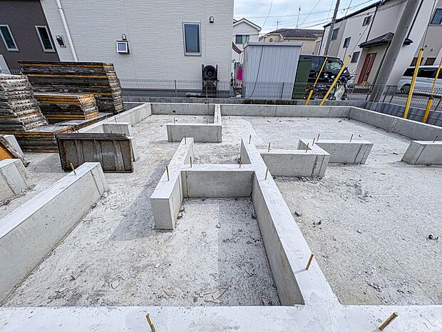 【外観】家の良し悪しだけでなく周辺環境も重要なポイント。