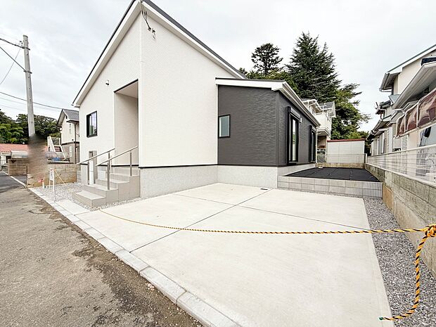 1号棟【駐車場】周辺環境・街並など、資料には掲載していない情報が現地にはたくさんございます。是非現地をご確認下さい。