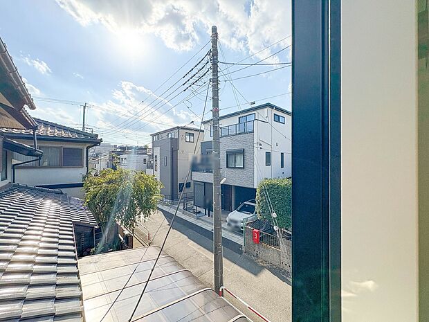 1号棟【眺望】眺望や窓からの景色が良いと、家で過ごす時間も快適です。