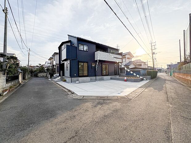 【外観】陽当りや通風性など各所に施された工夫で住みやすさを実現。部屋の大きさや周辺環境・街並など、資料には掲載していない情報が現地にはたくさんございます。是非ご確認下さい。