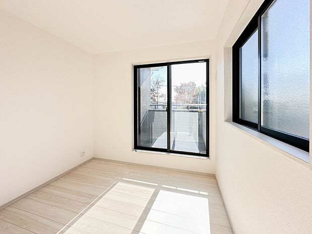 充実した生活は伸びやかな居室空間から始まります。快適に・伸びやかに。心の潤いを求める方々へ。