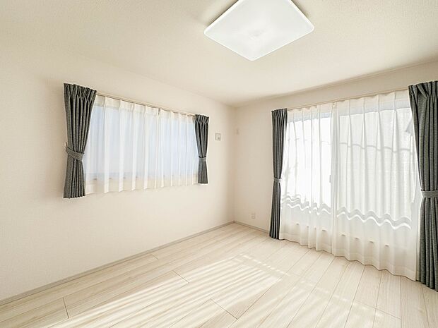 充実した生活は伸びやかな居室空間から始まります。快適に・伸びやかに。心の潤いを求める方々へ。