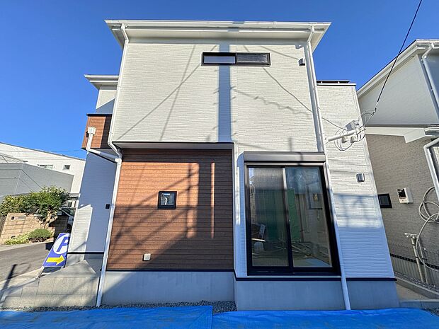 【外観】陽当りや通風性など各所に施された工夫で住みやすさを実現。部屋の大きさや周辺環境・街並など、資料には掲載していない情報が現地にはたくさんございます。是非ご確認下さい。