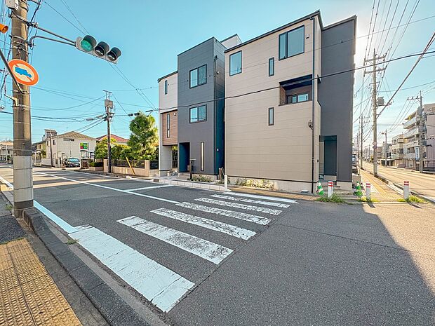 【前面道路9.6m】家の良し悪しだけでなく周辺環境も重要なポイント。