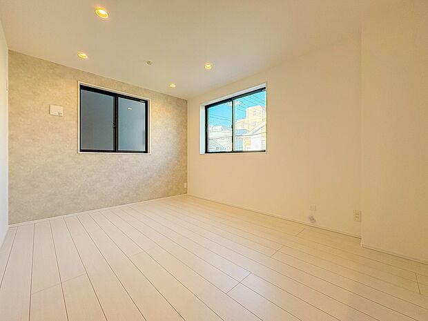 1号棟【LDK14.79帖】会話でホッとコミュニケーションできるリビング。