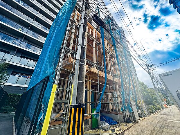 【北浦和駅徒歩5分の時間的価値】 浦和区常盤エリアで、駅徒歩10分圏内の物件は滅多に出ません。毎日の通勤・通学時間を大幅に短縮し、家族との貴重な時間を生み出します。