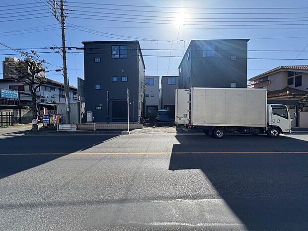 【外観】こちらの物件が少しでも気になるようでしたら、お気軽にお問合せください。人生でいちばん大きなお買い物ですので、ゆっくりご見学ください。ネット上の画像と実際の見学では、リアル感がまるで違…