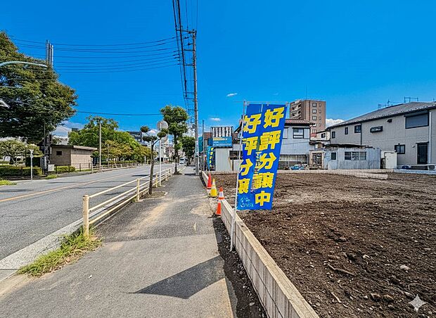 【前面道路15m】陽当りや通風性など各所に施された工夫で住みやすさを実現。部屋の大きさや周辺環境・街並など、資料には掲載していない情報が現地にはたくさんございます。是非ご確認下さい。