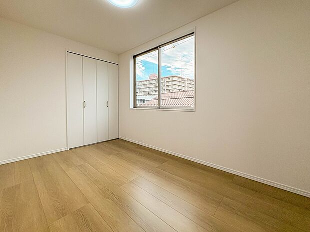 D号棟【洋室5帖】こちらの物件が気になるようでしたらお気軽にお問合せください