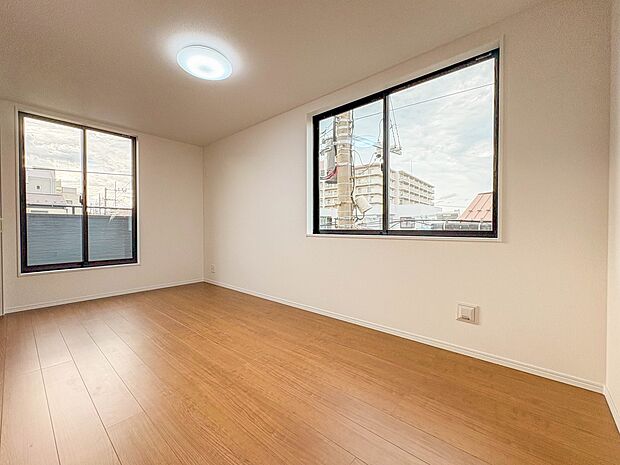 A号棟【寝室6.25帖】シンプルな内装はおしゃれのポイントです。